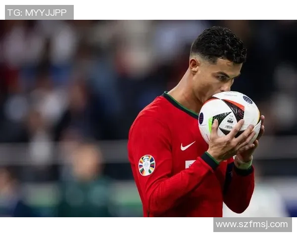 当前足坛三大球星排名揭秘：谁才是世界足球的真正王者